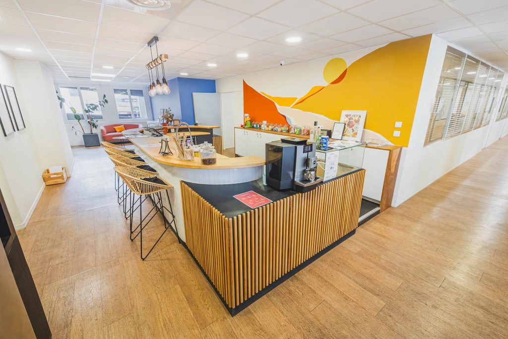 10COWORKING-